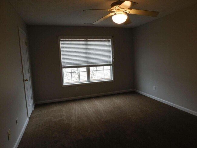 Building Photo - 2335 Jenna Way