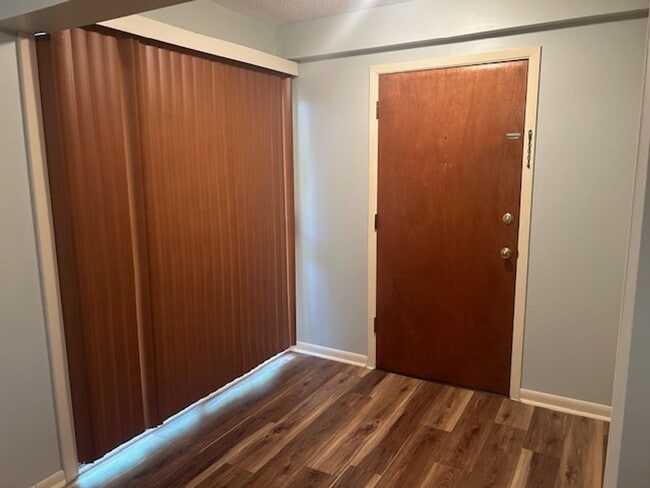 Building Photo - Appointment Only, Must See! 706-256-1553 f...