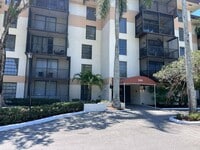 Building Photo - 5550 NW 44th St