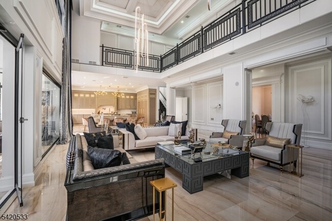 Building Photo - 6 Deer Trail Rd