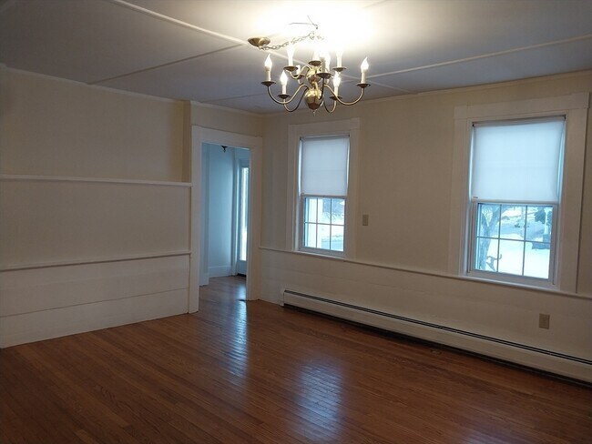 Building Photo - 49 Salem St