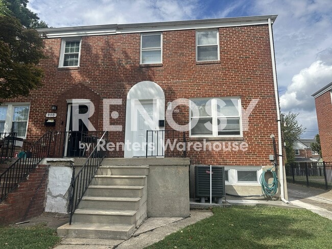 Building Photo - 902 Dartmouth Rd