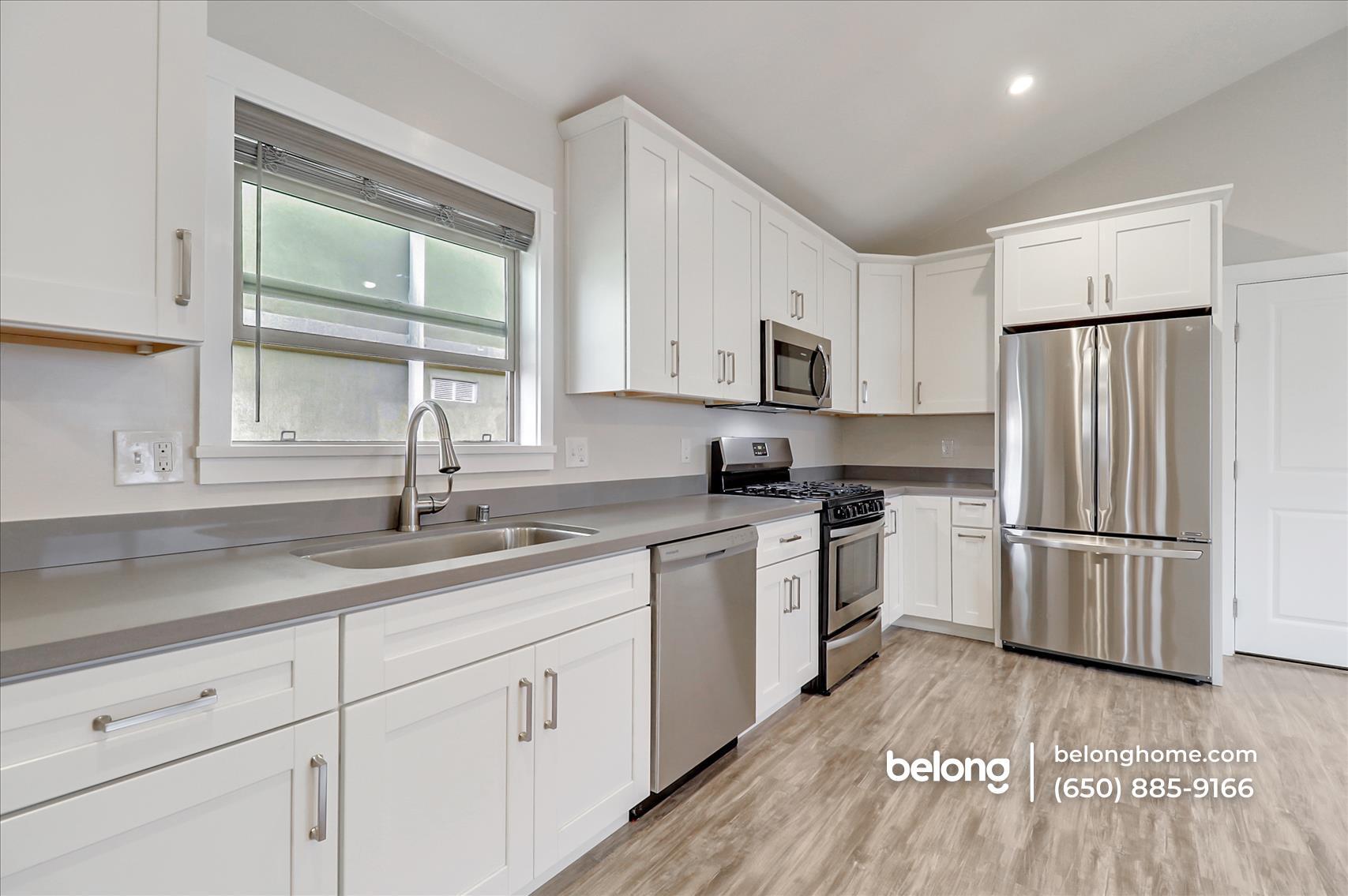 Building Photo - 683 Harbour Way