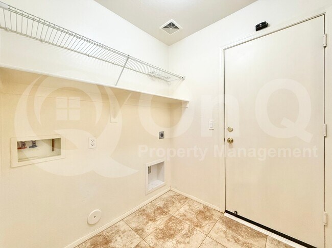 Building Photo - 1238 W Corriente Dr