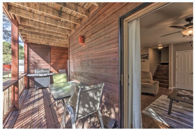 Building Photo - 607 Wingfield St