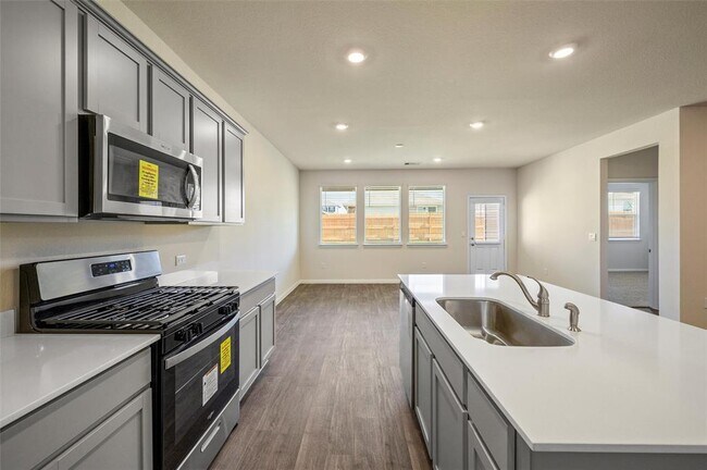 Building Photo - 224 Kickapoo Ln