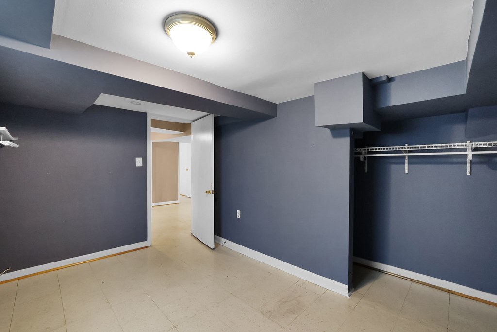 Building Photo - 2712 1st St S