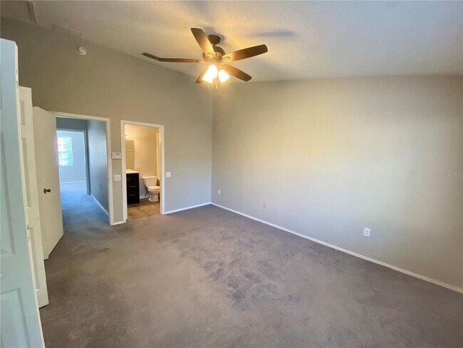 Building Photo - 12415 Berkeley Square Dr