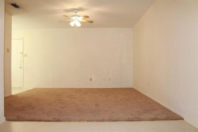 Building Photo - 1424 Walters Dr