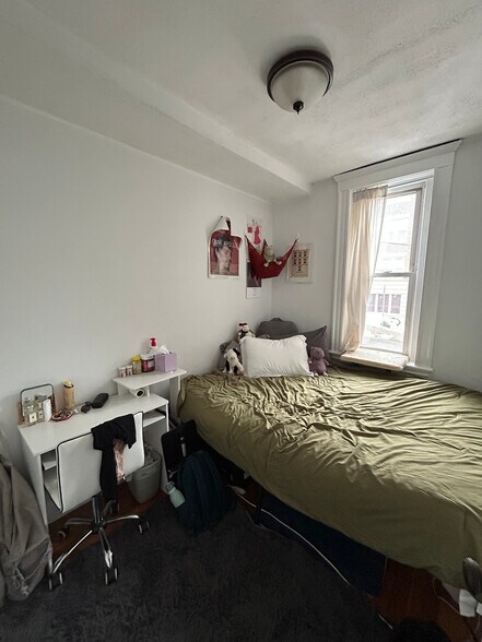 Building Photo - 90 Brainerd Rd