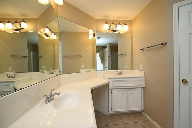 Building Photo - 28511 Cory Terrace Ct