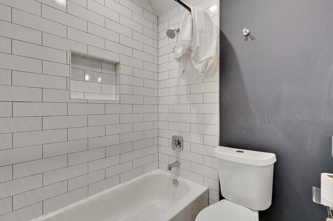 Building Photo - 4631 Marlo Dr