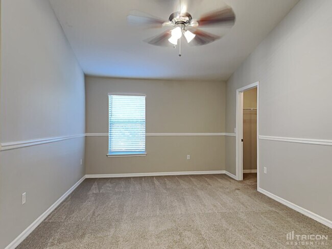 Building Photo - 11712 Colony Lakes Blvd