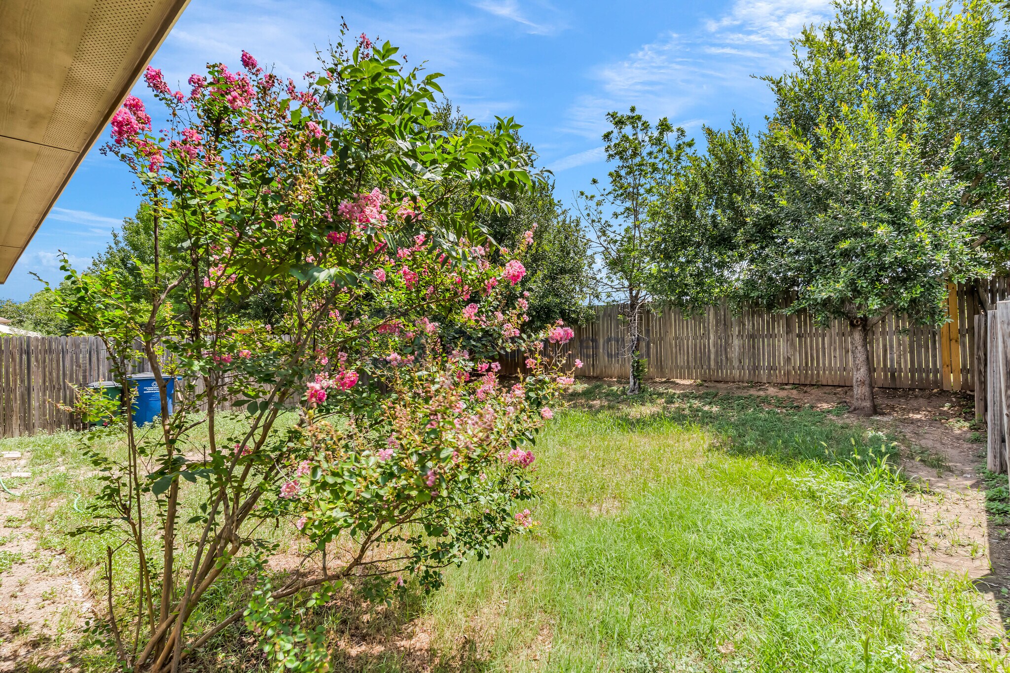 Building Photo - 9405 Sweetgum Dr