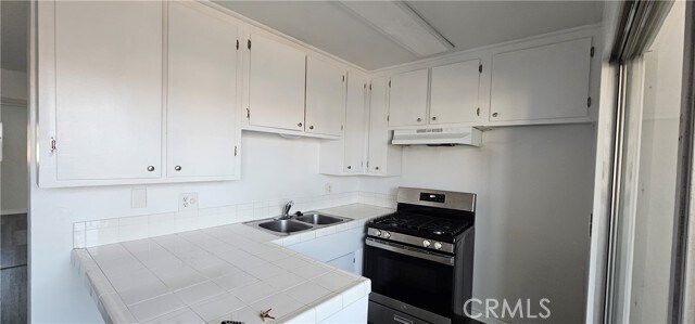 Building Photo - 102 Avenida San Fernando
