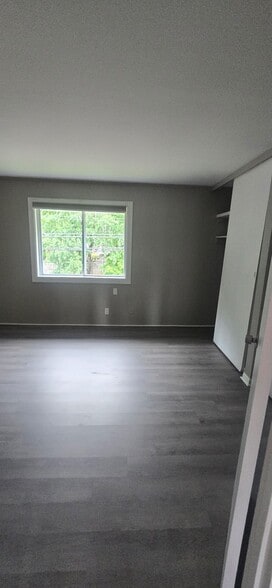 Building Photo - 1805 Oxford Cir