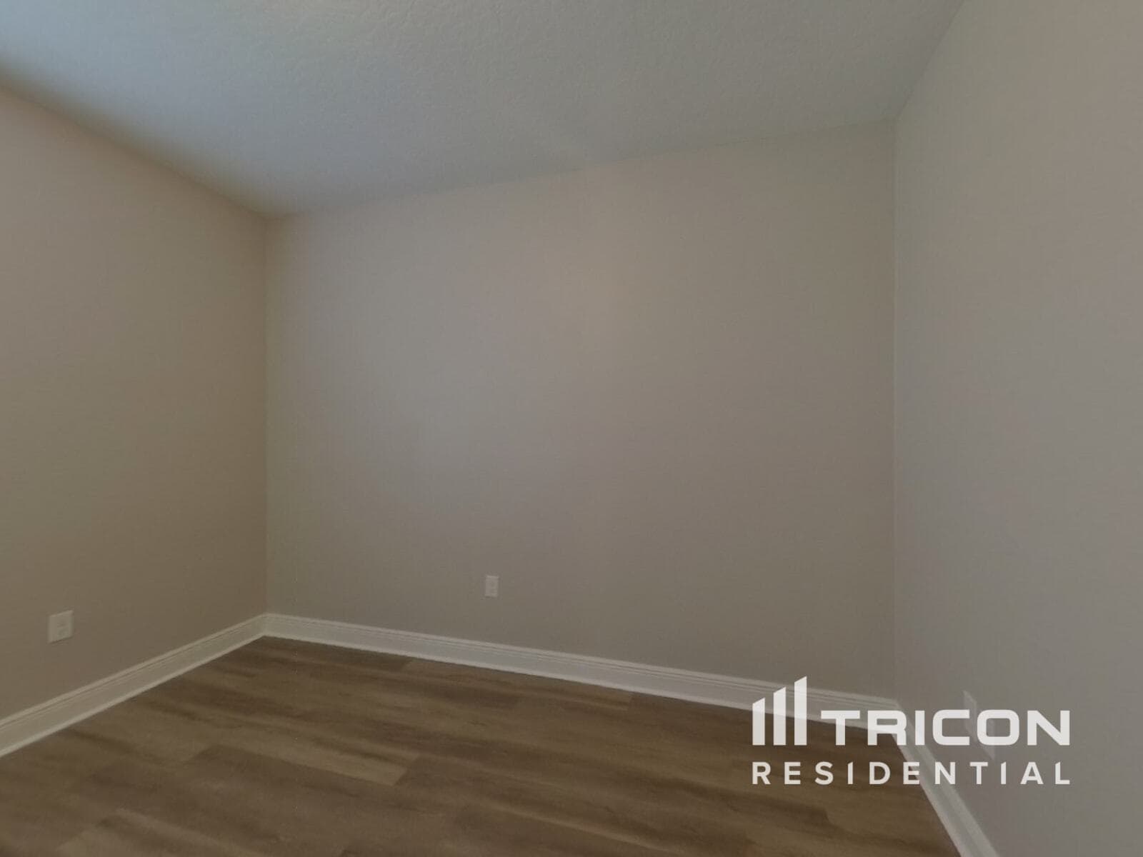 Building Photo - 463 River Square Ln