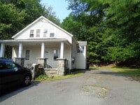Building Photo - 16 Monticello St