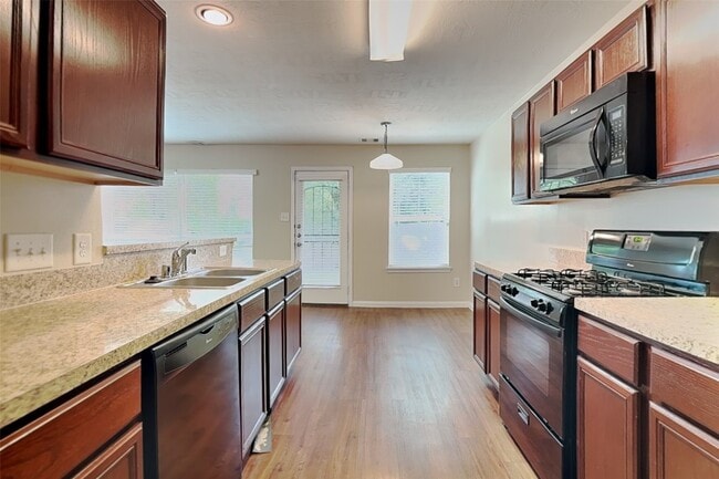 Building Photo - 15458 Bammel Oaks Ct