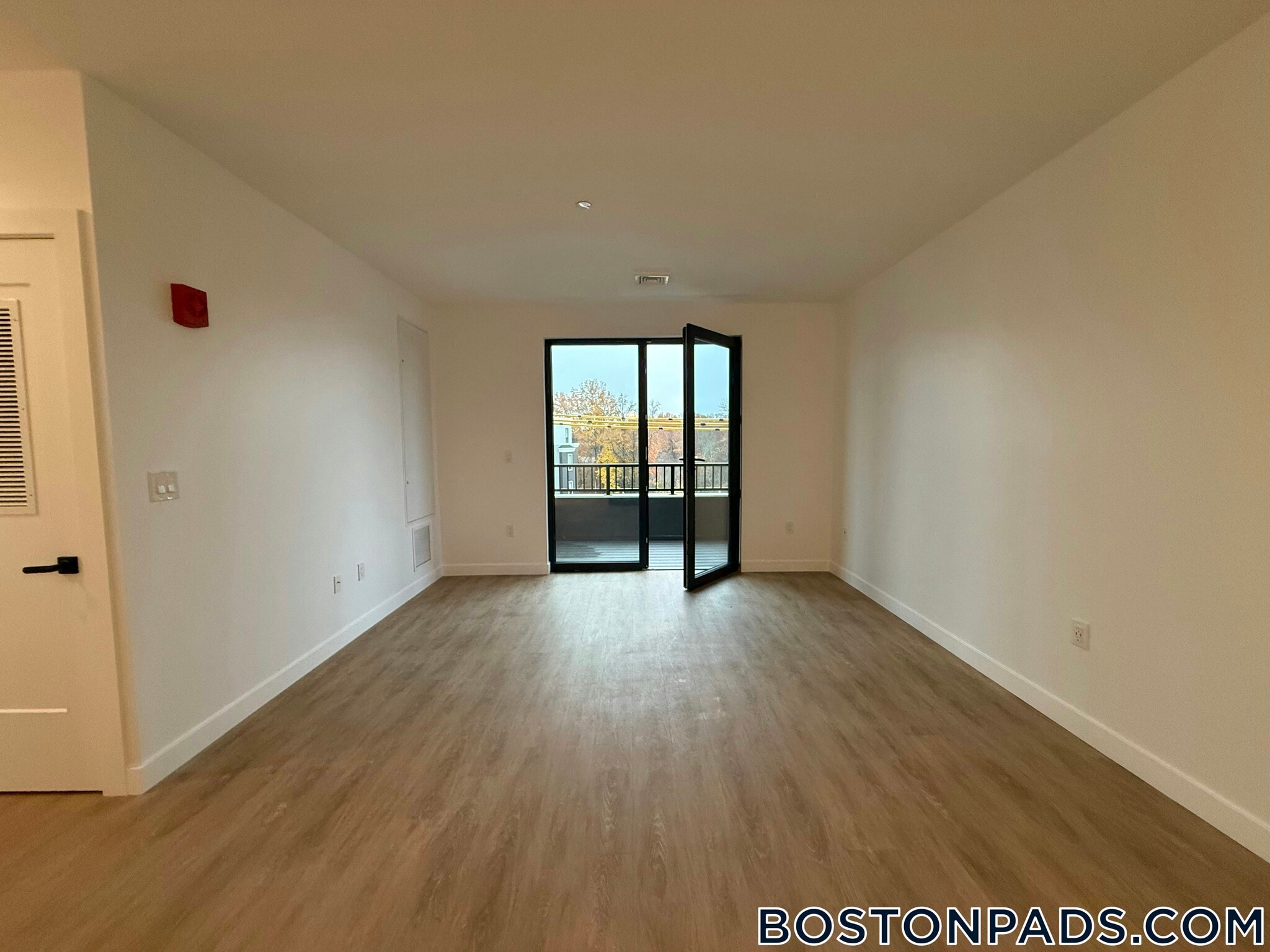 Building Photo - 199 Gardner St