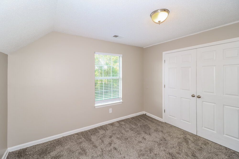 Building Photo - 7444 Holly Grove Dr