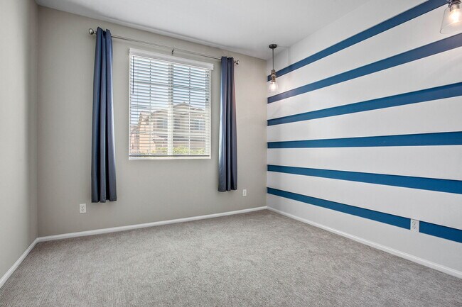 Building Photo - 5605 Estrella Wy