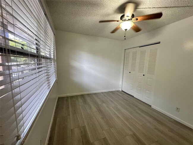 Building Photo - 12850 SW 4th Ct