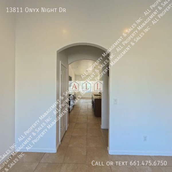 Building Photo - 13811 Onyx Night Dr