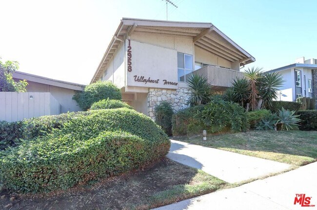 Primary Photo - 12958 Valleyheart Dr