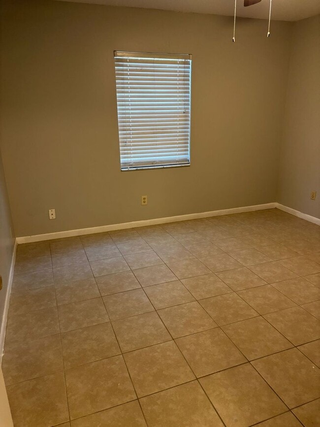Building Photo - Move-In Ready 2BR/2BA Home