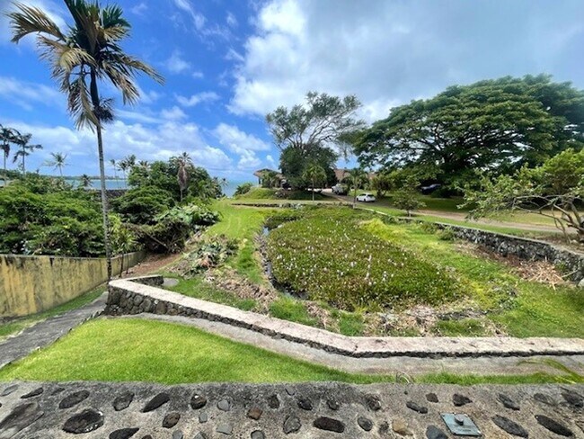 Primary Photo - Gorgeous 2 Bedroom / 1 Bath in Waikane