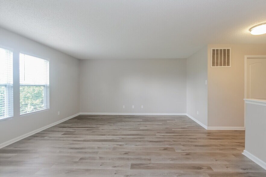 Building Photo - 9210 Centenary Ln