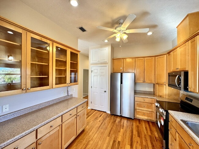 Building Photo - Bid-a-Wee Beach Gulf View -Long Term Rental!