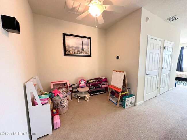 Building Photo - 14032 Saddlehill Ct