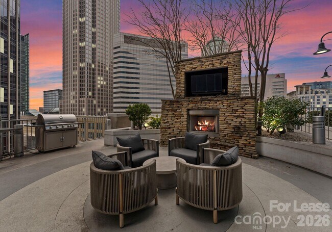 Building Photo - 210 N Church St