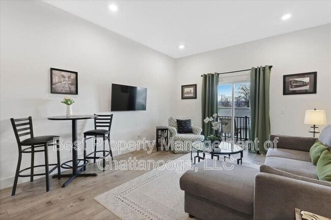 Building Photo - 1603 Fagan St