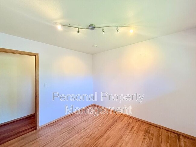 Building Photo - 1308 NW 50th St