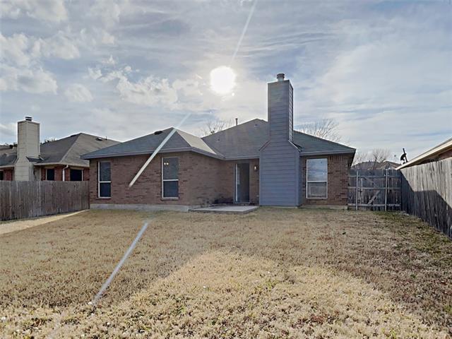 Building Photo - 640 Babbling Brook Dr