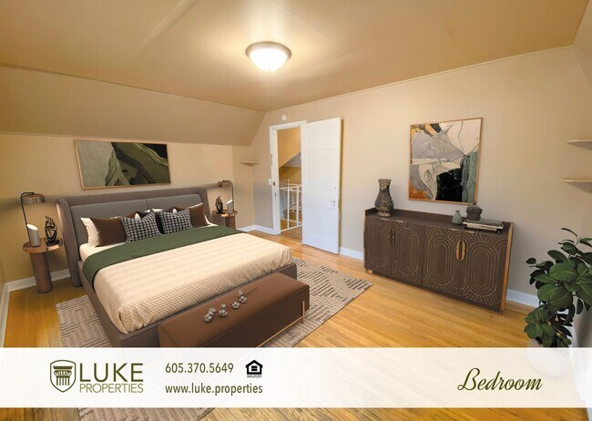 Building Photo - 410 W 12th St