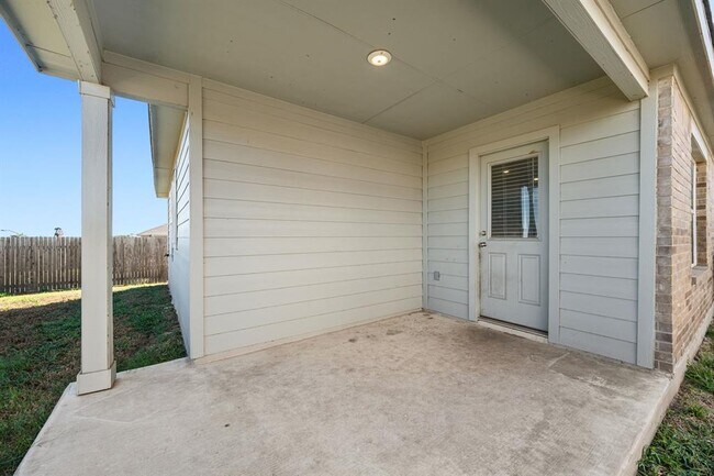 Building Photo - 3206 Dusted Daisey St