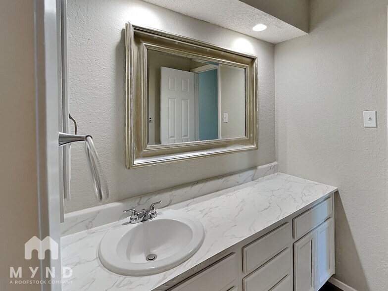 Building Photo - 3233 62nd St