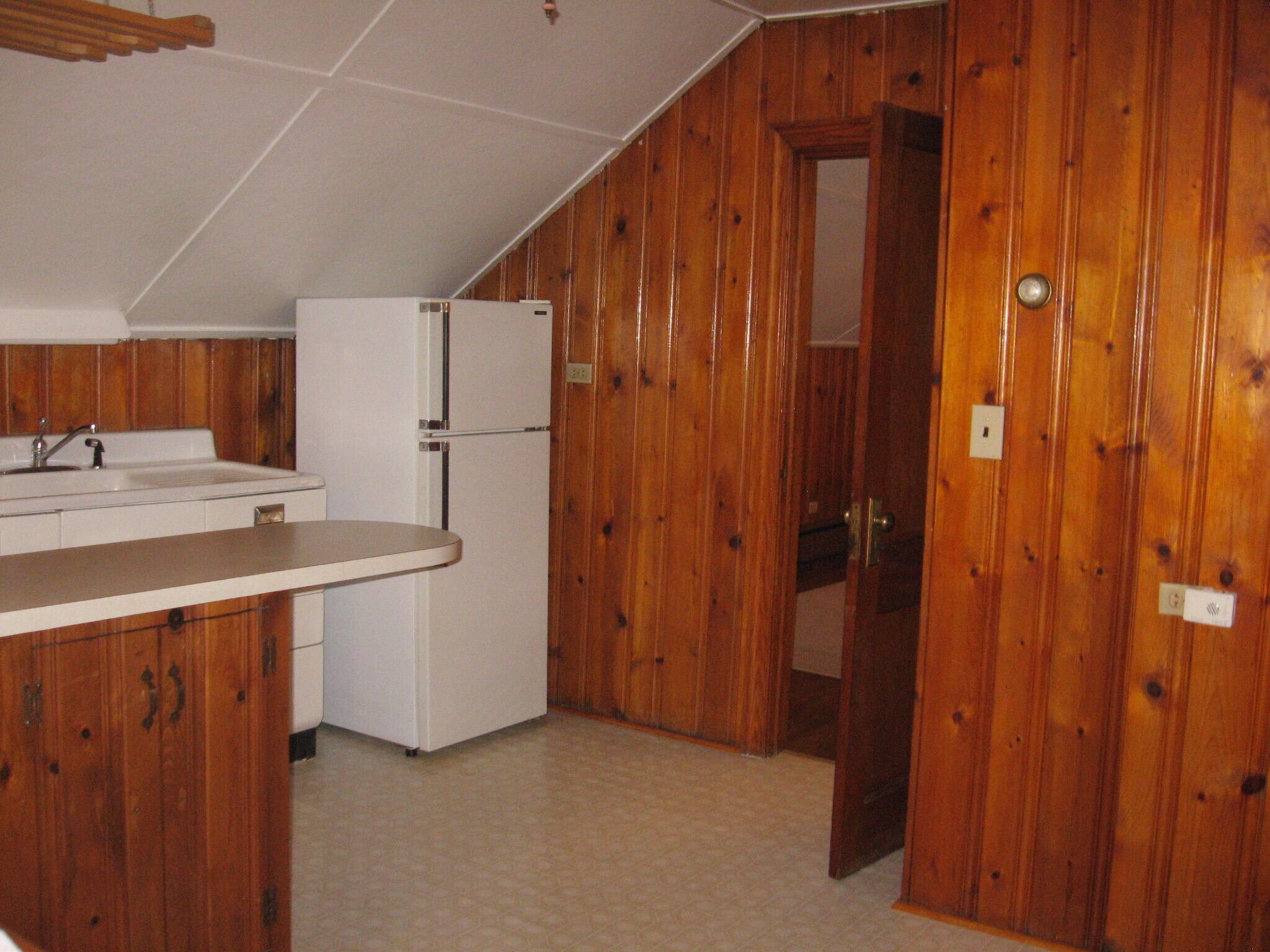 Building Photo - 210 Todd Ave