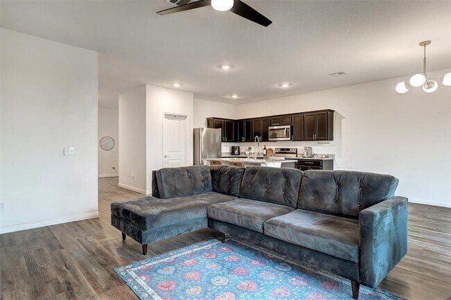 Building Photo - 14209 Jeannette Rankin Rd