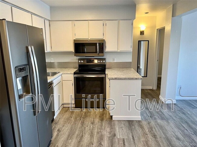 Building Photo - 5995 W Hampden Ave