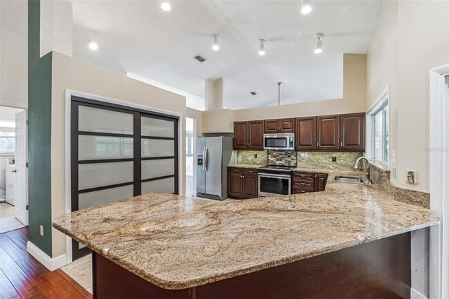 Building Photo - 109 Estates Cir