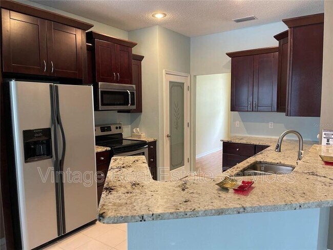 Building Photo - 4918 Willow Ridge Terrace