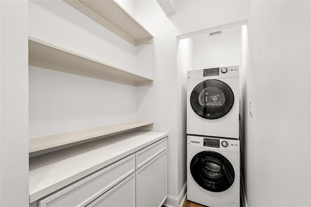 Building Photo - 4030 Gilbert Ave