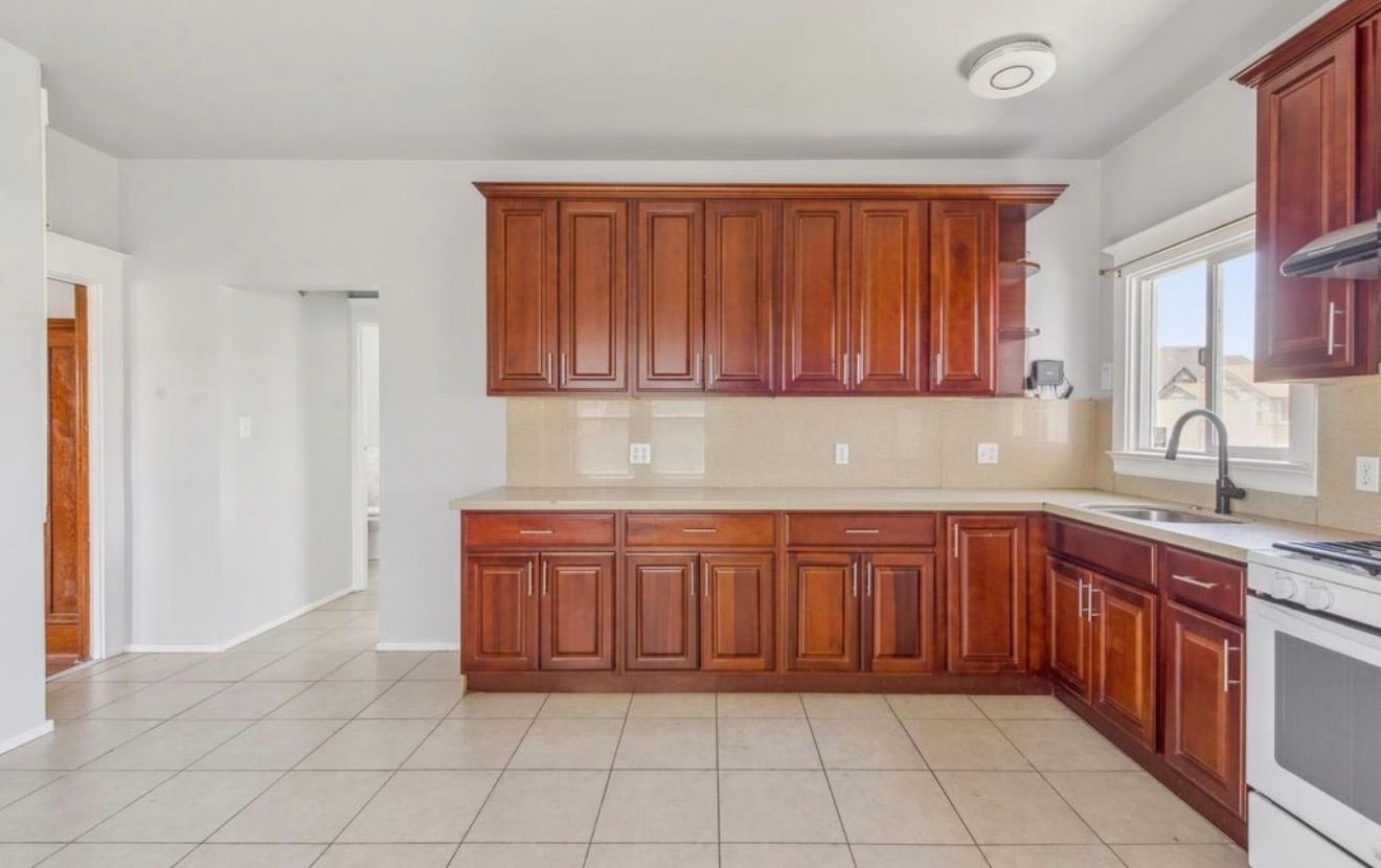 Building Photo - 1810 Adeline St