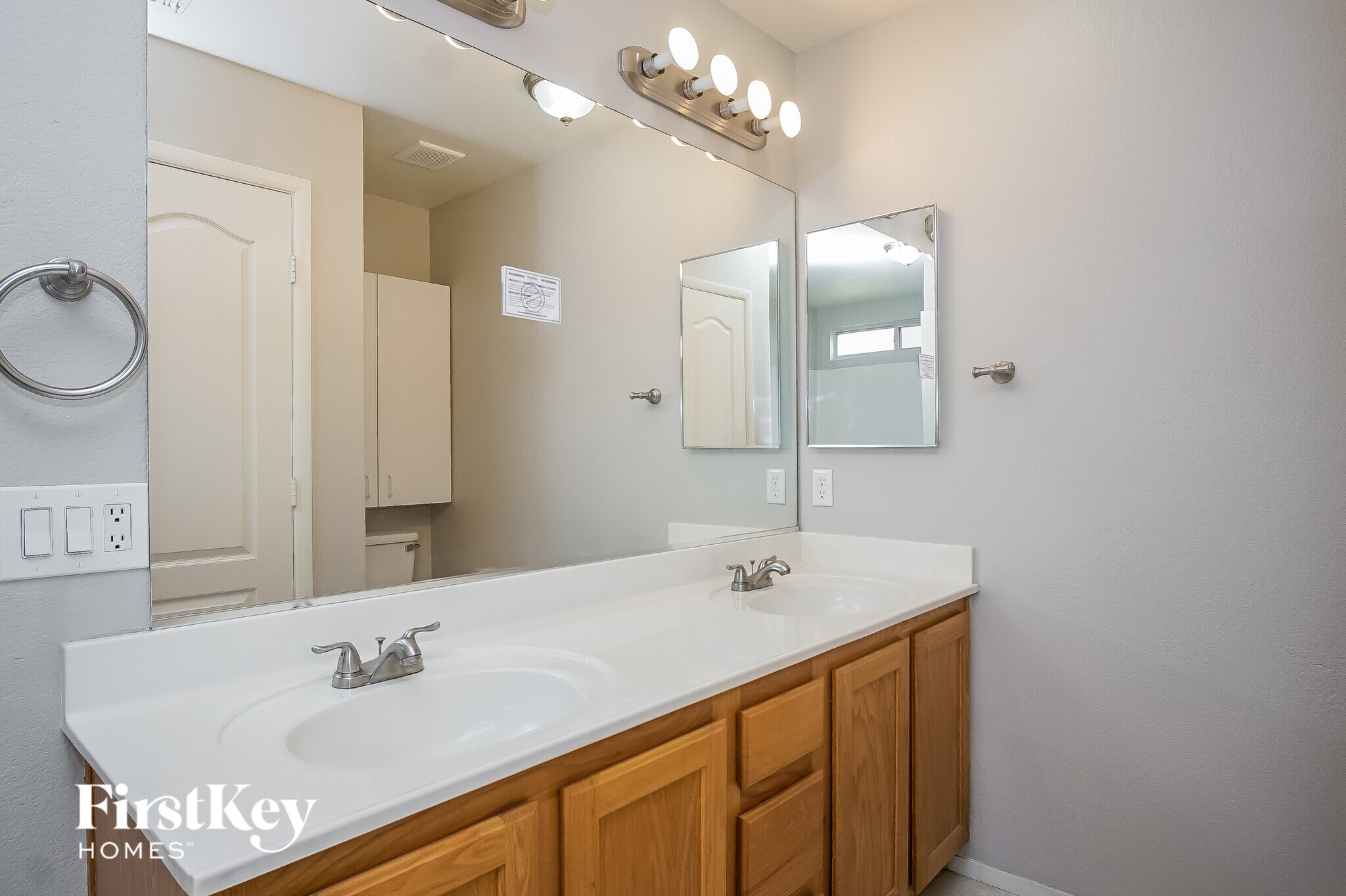 Building Photo - 5900 Kane Holly St