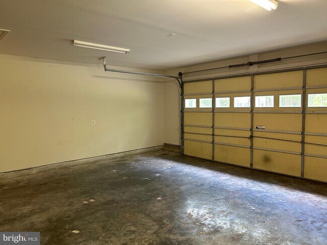 Building Photo - 14784 Pilea Pl